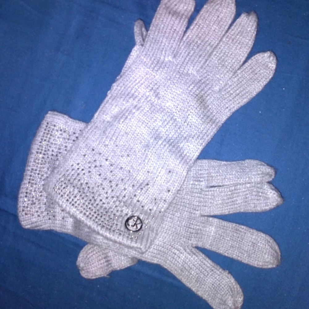 Calvin Klein Gloves